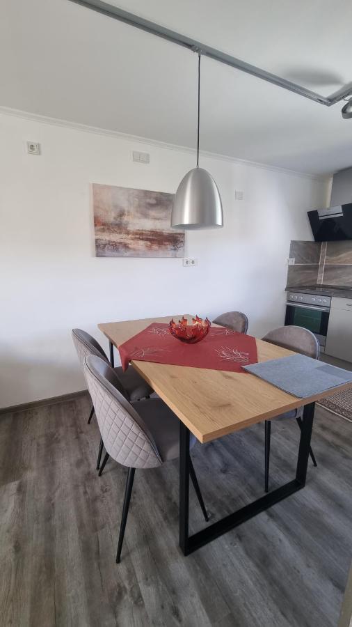 Unter Der Linde Apartment Sankt Wendel Ngoại thất bức ảnh